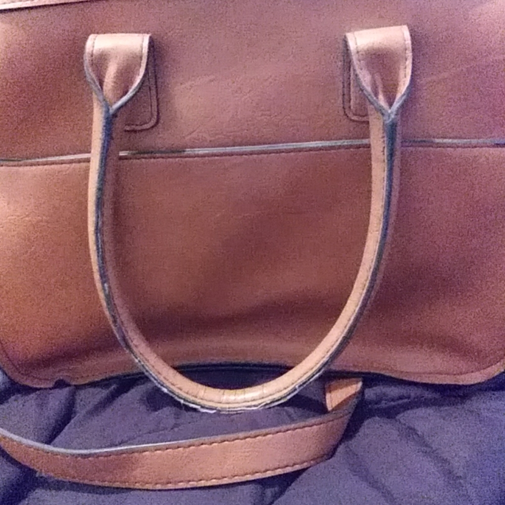 Purse - Picture 3 of 6